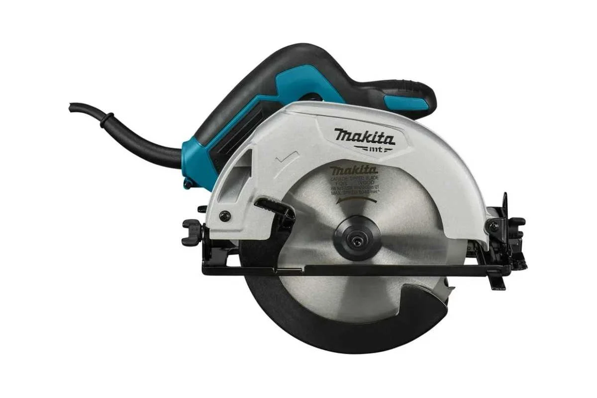 Пила дисковая Makita M5802B